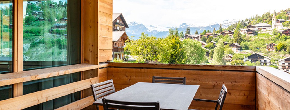 Chalet image