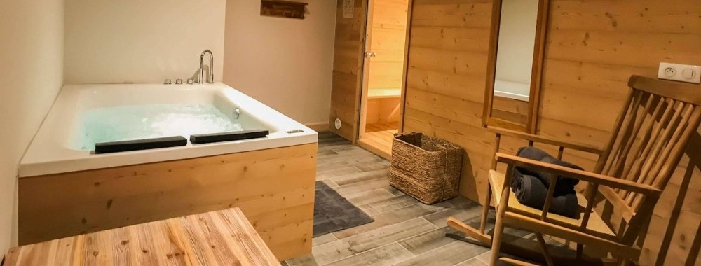 Chalet image