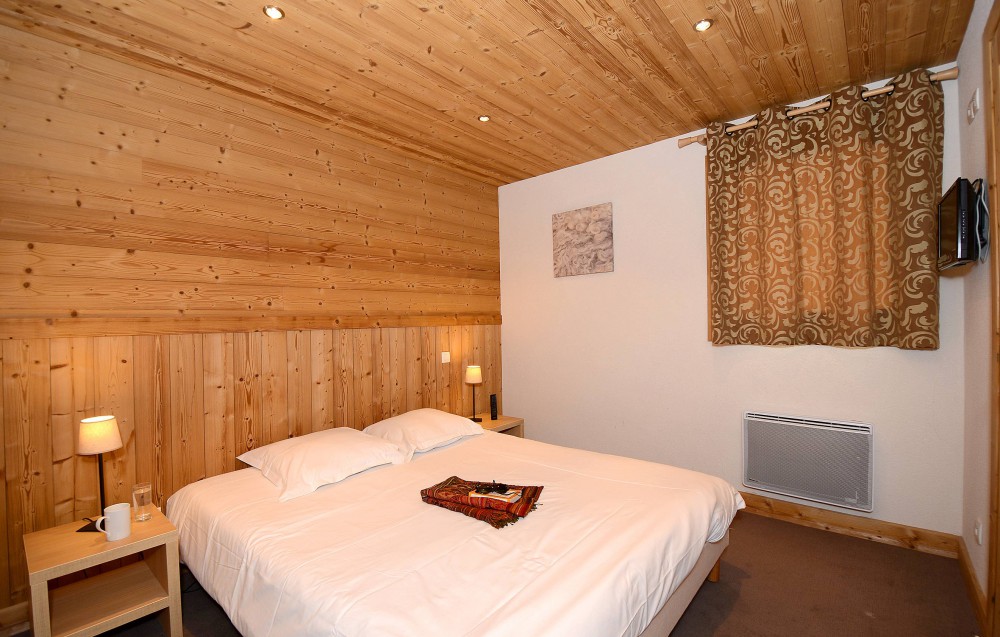 Chalet image