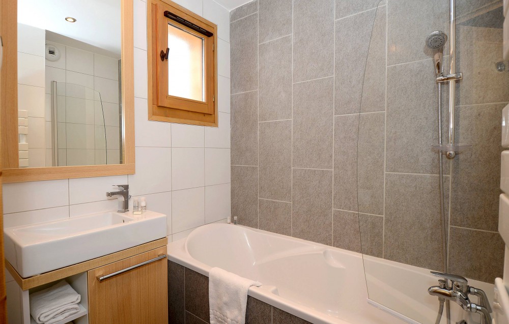 Chalet image