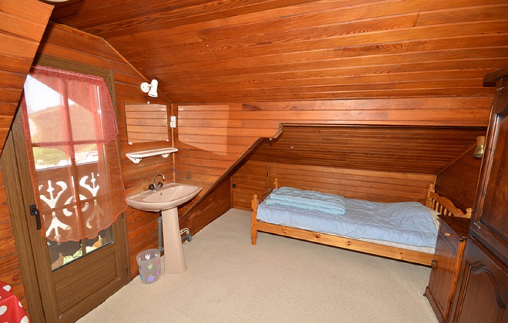 Chalet image