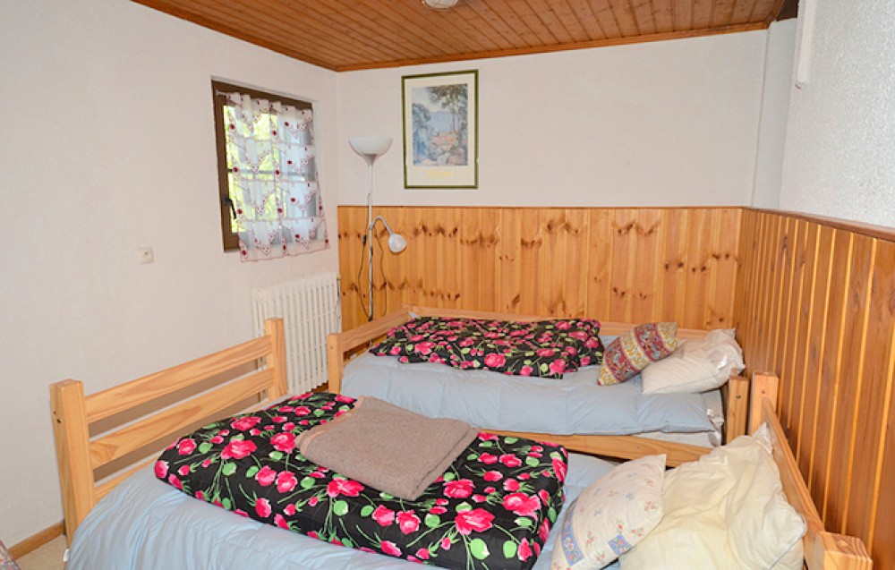 Chalet image
