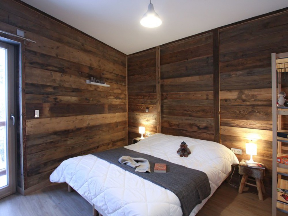 Chalet image