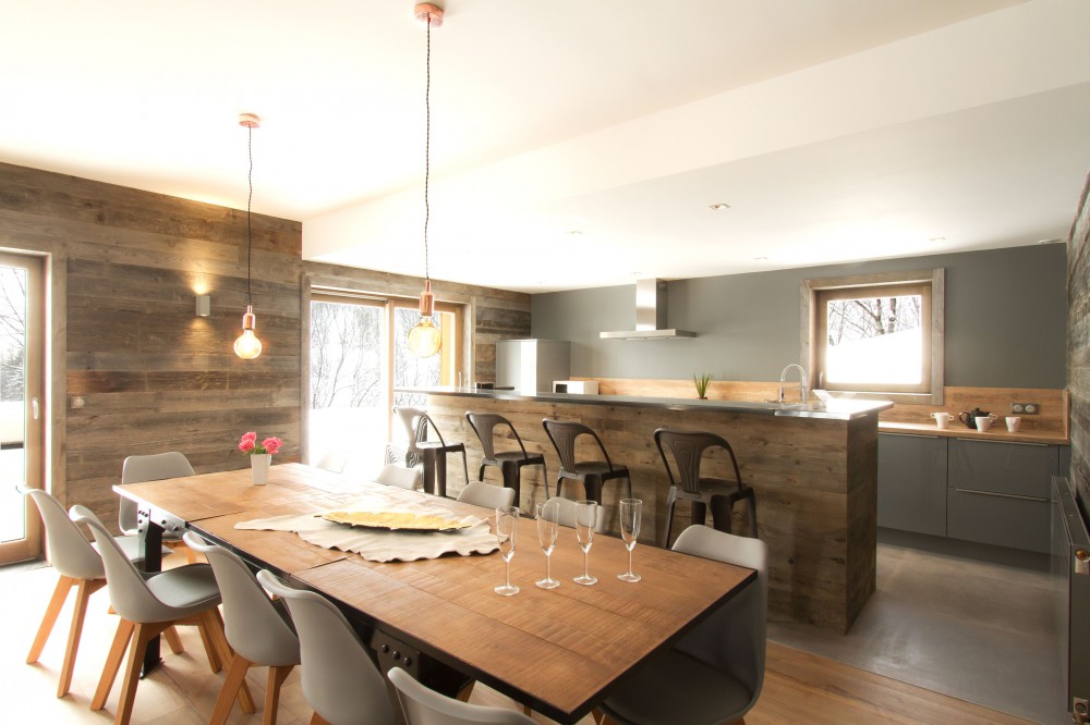 Chalet image