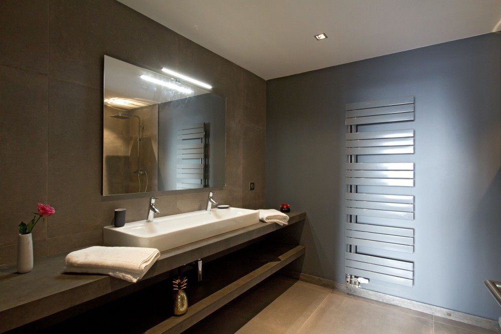 Chalet image
