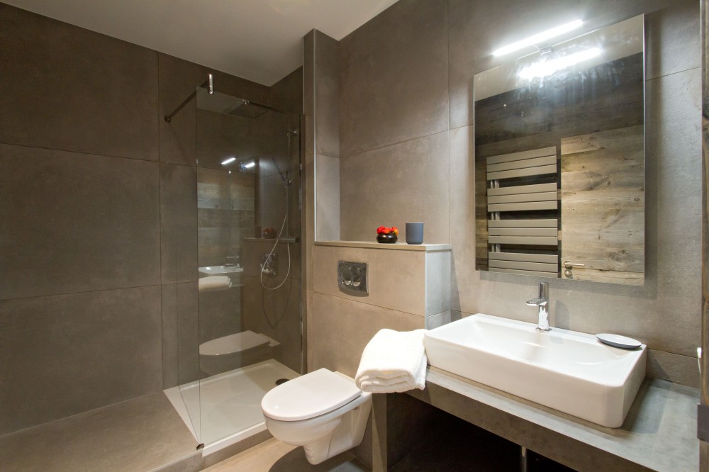 Chalet image