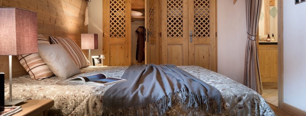 Chalet image