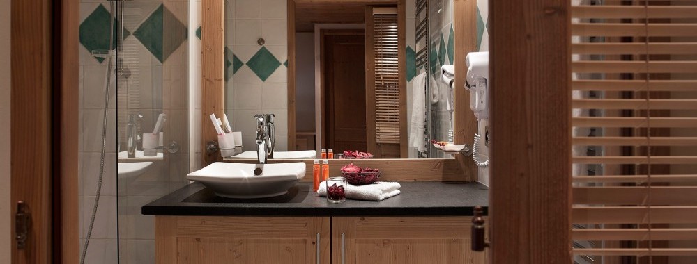 Chalet image