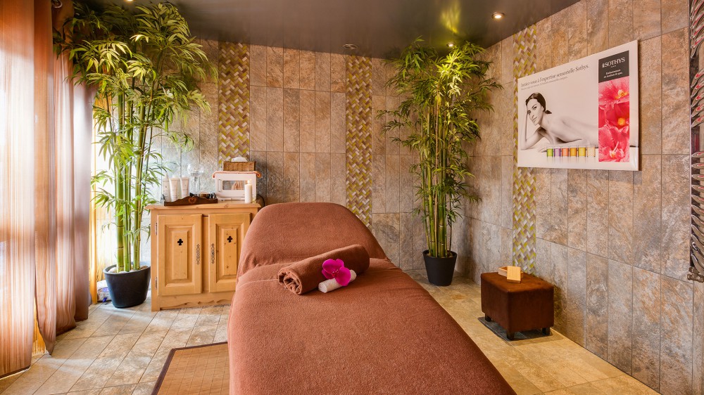 Chalet image