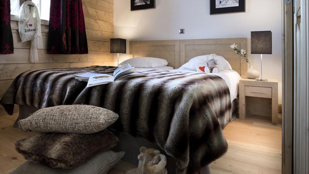 Chalet image