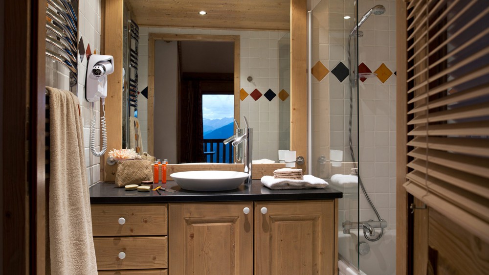 Chalet image